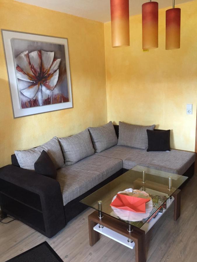 Ferienwohnung Schwarz Sersheim ภายนอก รูปภาพ