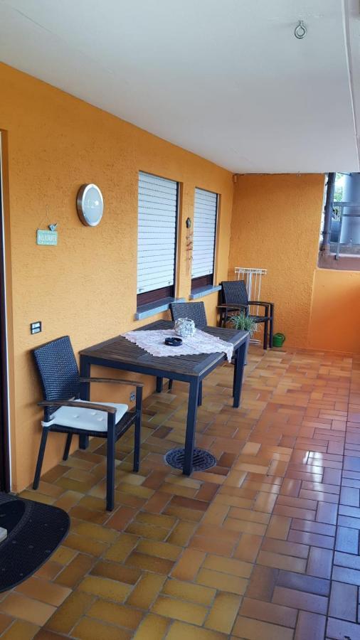 Ferienwohnung Schwarz Sersheim ภายนอก รูปภาพ