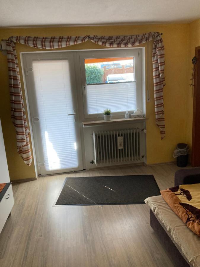 Ferienwohnung Schwarz Sersheim ภายนอก รูปภาพ