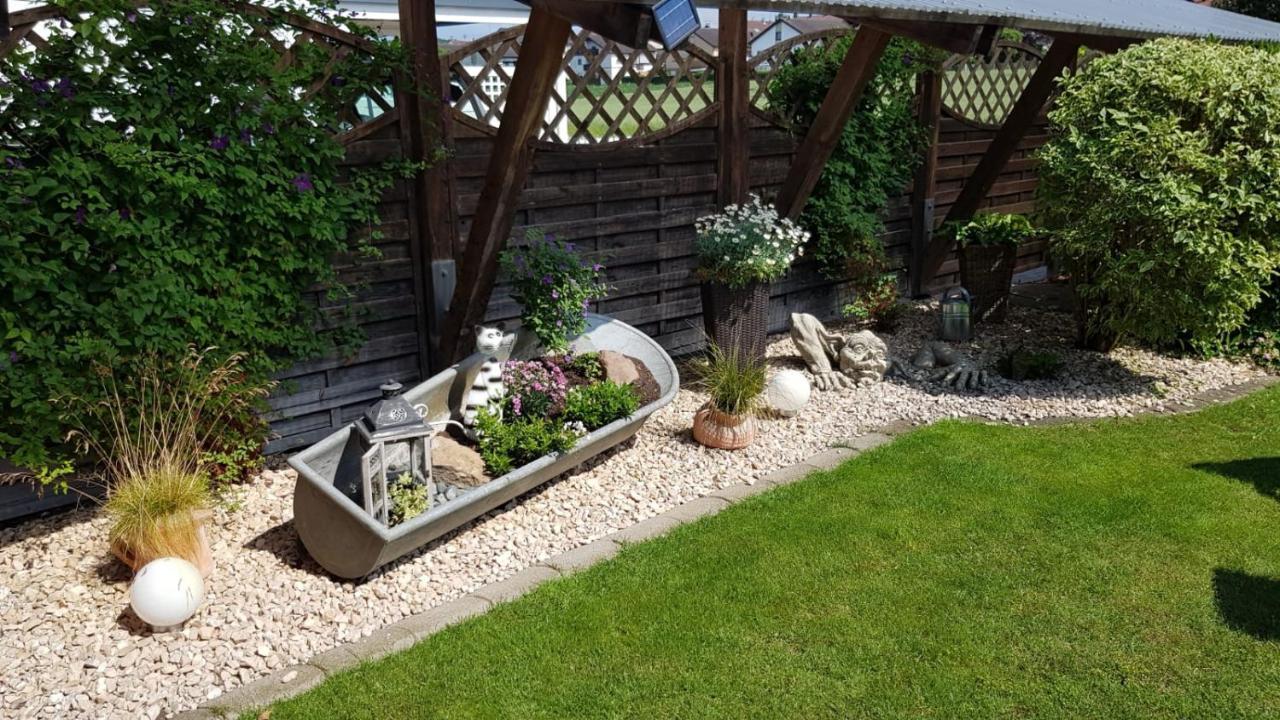 Ferienwohnung Schwarz Sersheim ภายนอก รูปภาพ
