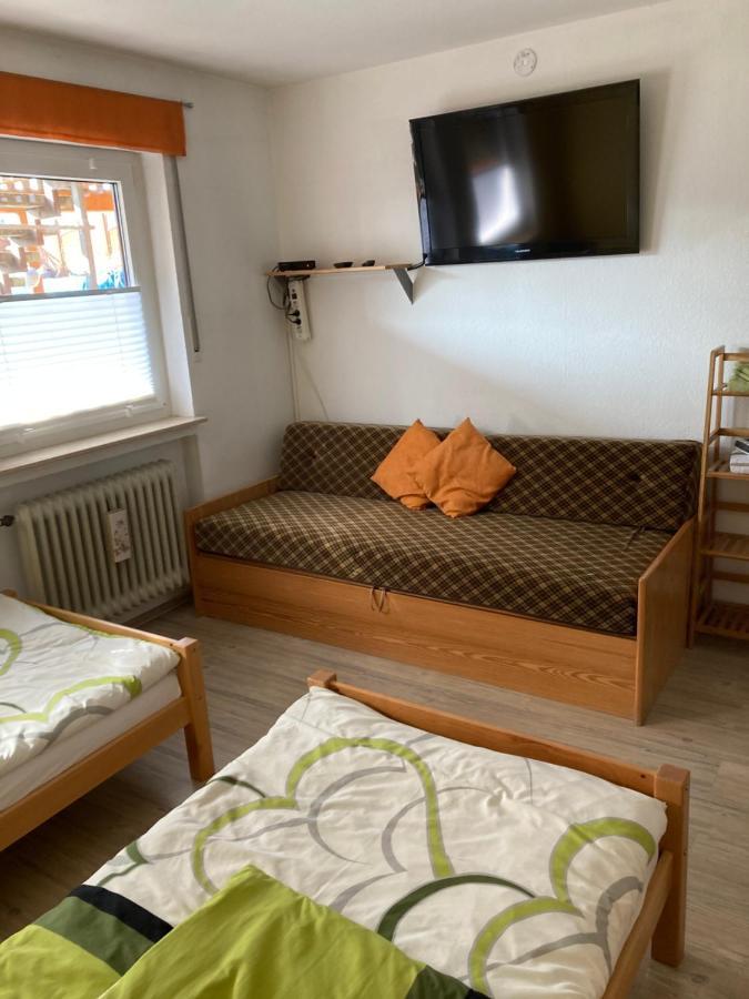 Ferienwohnung Schwarz Sersheim ภายนอก รูปภาพ