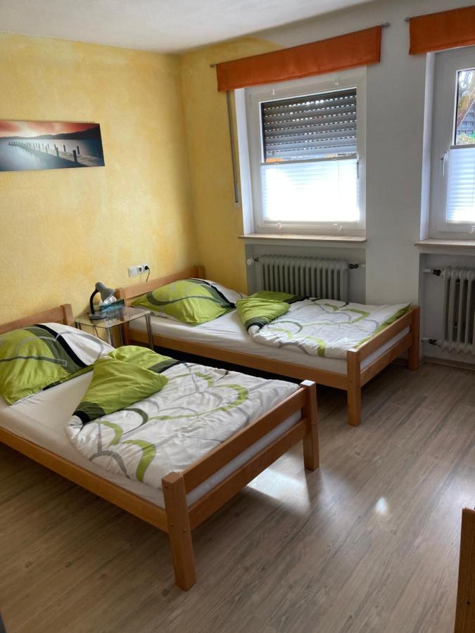 Ferienwohnung Schwarz Sersheim ภายนอก รูปภาพ